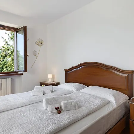Holiday home New Singola